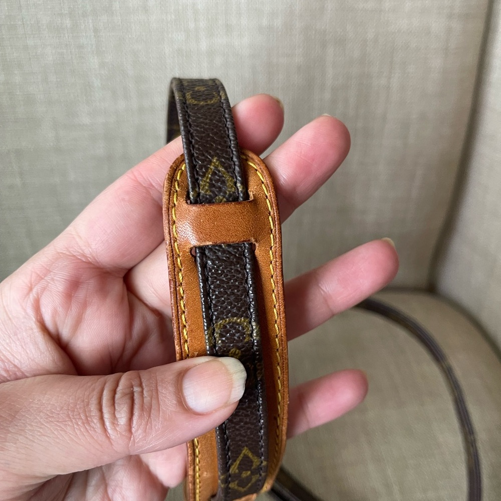 Authentic Louis Vuitton monogram crossbody strap - Picture 3 of 12